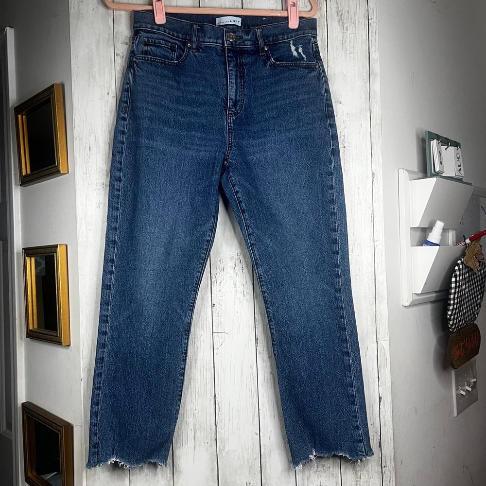 Loft size 6 / 28 high waisted straight leg distressed hem blue jeans